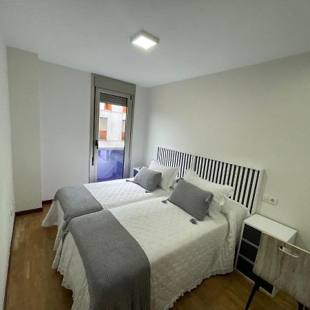 Gijon Lauredal Apartment Bagian luar foto