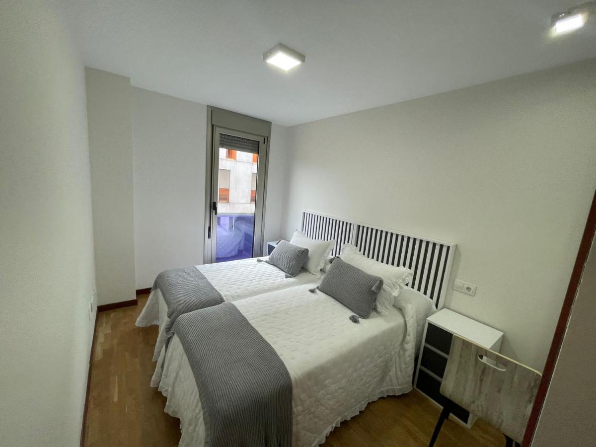 Gijon Lauredal Apartment Bagian luar foto