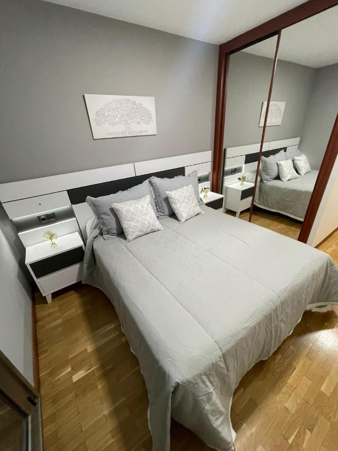 Gijon Lauredal Apartment Bagian luar foto