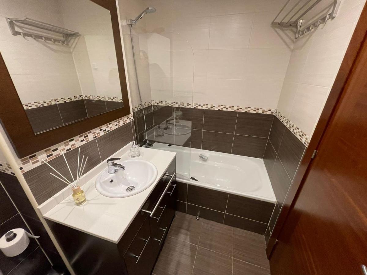 Gijon Lauredal Apartment Bagian luar foto